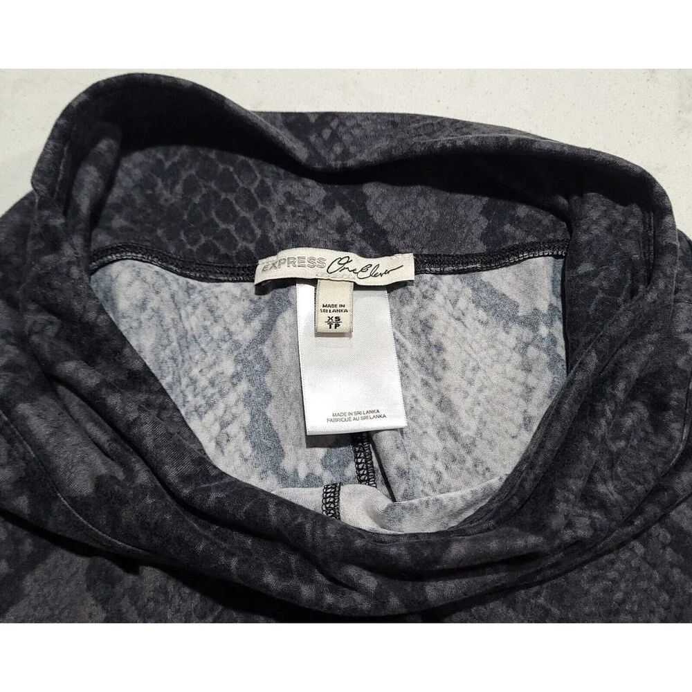 Express One Eleven Snakeskin Print Gray Leggings Gym Yoga Excercise Run XS NWOT - Picture 8 of 12
